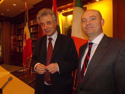 Robin van Puyenbroeck,Thomas Mayr-Harting