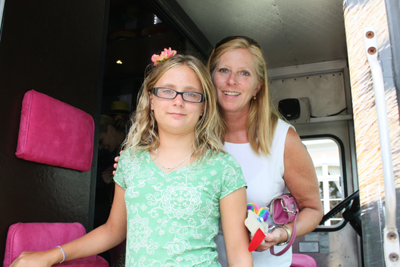 Madison with mom, Judge Barbara Wilson in 