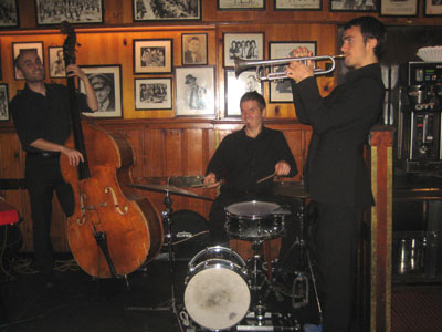 06-15-11 Rhys Tivey (R) and his quartet play jazz at Gallagher's Steak House. 228 West 52nd St. Tuesday night 06-14-11
