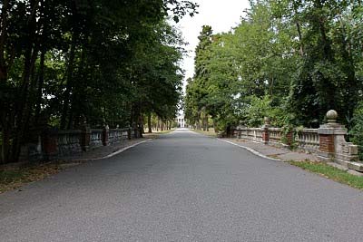 bourne mansion drive