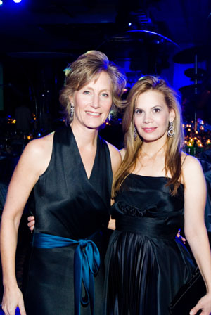 2008 Childrens Ball co-chairs Emily Emmerman (left) and Meredith Bluhm-Wolf 