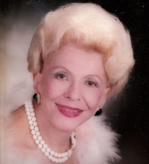 International Society,Herme de Wyman, Honorary Chairman.  Photo by:  Mort Kaye