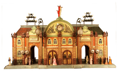 "Jerni Collection" at Sotheby's (Train Station)