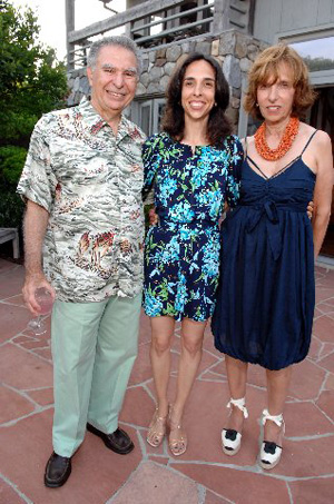 Jack, Susan and Jane Rivkin. Photo by: Chris London