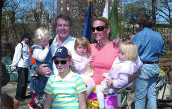 Aster Lee and Dan Lufkin, Bracie, Muffie and Ashleigh Aston and Schuler Hazard. Photo by: PAUL LAURIE/Patrick McMullan.com and Benjamin Swett