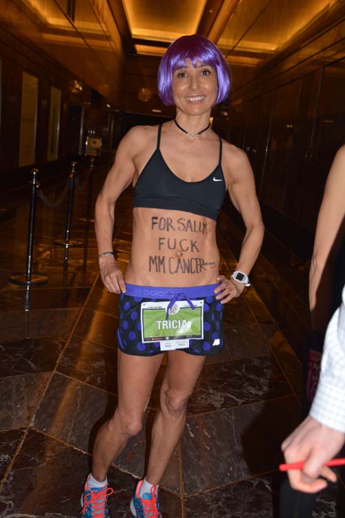Tricia running for her friend Sally to Beat Cancer... All The Best. Photo by: Rose Billings/Blacktiemagazine.com