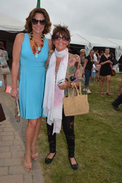 Countess LuAnn de Lesseps and Beverly Camhe. Photo by: Rose Billings/Blacktiemagazine.com