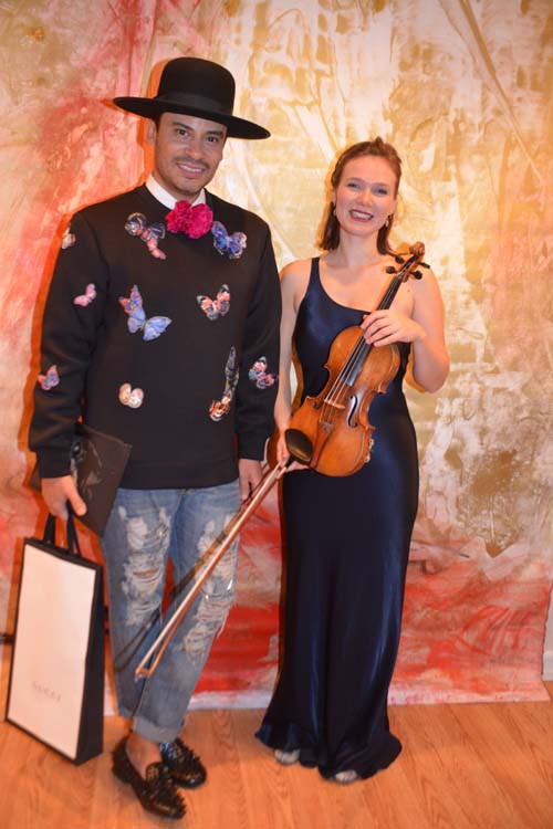 Victor dE Souza and Tamsin Waley-Cohen. Photo by: Rose Bilings/Blacktiemagazine.com