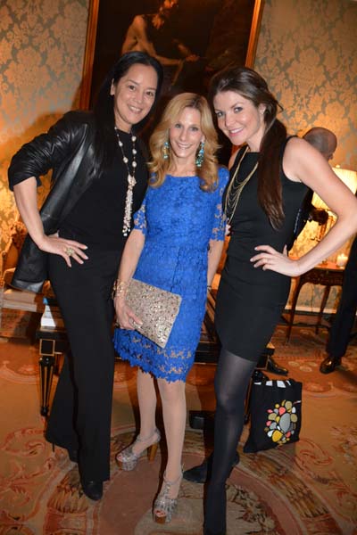 Cassandra Seidenfeld, Randi Schatz and Nicole Noonan. Photo by: Rose Billings/Blacktiemagazine.com
