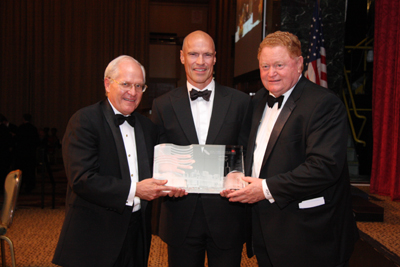 Stephen Dannhauser (President and CEO of the New York Police and Fire Widows and Childrens Benefit Fund); Mark Messier (2008 Honoree); Rusty Staub (Chairman of Benefit Fund) - Award to Mark Messier 