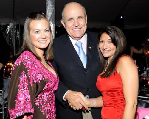 Judith and Rudy Giuliani with heart survivor, Robin Levy at the 2009 Heart of the Hamptons Ball