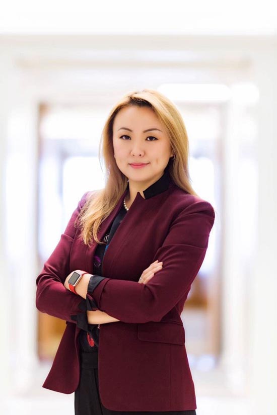 Anna Zuo,