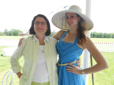 Barbara & Victoria Minningham