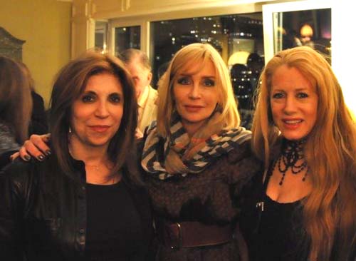 Debra  Cascardo, Rabbi Tobi Schneier and Jen Bawden .  Photo by:  David Bikerman