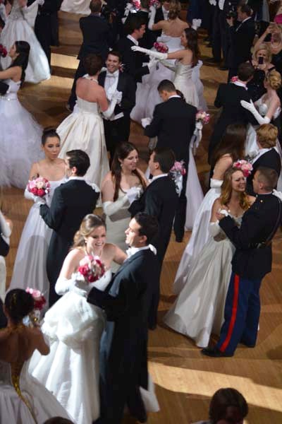 Dancing. Photo by: Rose Billings/Blacktiemagazine.com