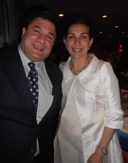 Stephen Sahaya, Amelia Quelas
