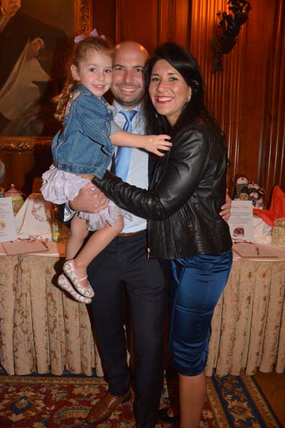 Jonathan Rosenberg and Fara Rosenberg family.  Photo by:  Rose bBillings/Blacktiemagazine.com