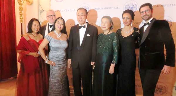 United Nations Ambassador Ball Co-Chair, Luz Thoron-MacArthur, United Nations Ambassador Ball Co-Chair, Luz Thoron-MacArthur, Roy A. Henderson, HCUND Advisory Council Member, Mel Gee Henderson, H.E. Secretary General Ban Ki-moon,Mrs. Ban Ki-moon, Maddalena Grassi Polito, Mrs. Ban Ki-moon, Maddalena Grassi Polito,and Baglioni Hotels CEO, Guido Polito of Italy.