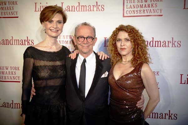   Peg Breen, President, The New York Landmarks Conservancy; Joel Grey; Bernadette Peters. Photo by: James Salzano/New York Landmarks Conservancy