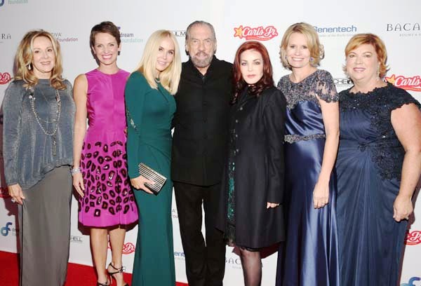 Sandi Nicholson  Gala Co-Chair, Hollye Jacobs  Gala Co-Chair, Dream Foundation Board Vice President/Secretary, Eloise DeJoria  Gala Honorary Committee, John Paul DeJoria  Dreams for Veterans founding supporter, Priscilla Presley  Dream Foundation Ambassador, Kisa Heyer  Dream Foundation Executive Director, Holly Murphy  Gala Co-Chair.  Photo by:  Getty Images, Jesse Grant