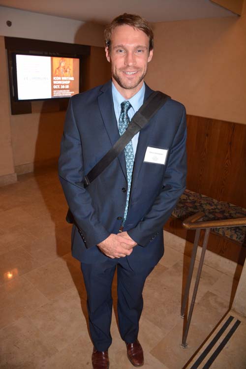  Chris Linsmayer.  Photo by:  Rose Billings/Blacktiemagazine.com
