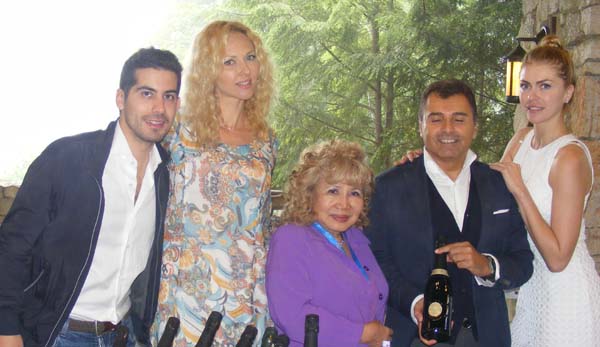 Edoardo Freddi of Azienda Agricola Pratello di Bertola Vincenzo S. S., European Super Model Angelina Shipilina, Gloria T. Cressler International Editor Black Tie International Magazine, Giuseppe Brasa Sales Manager North America Bellussi Spumanti srl. and European Super Model, Kristin Davis