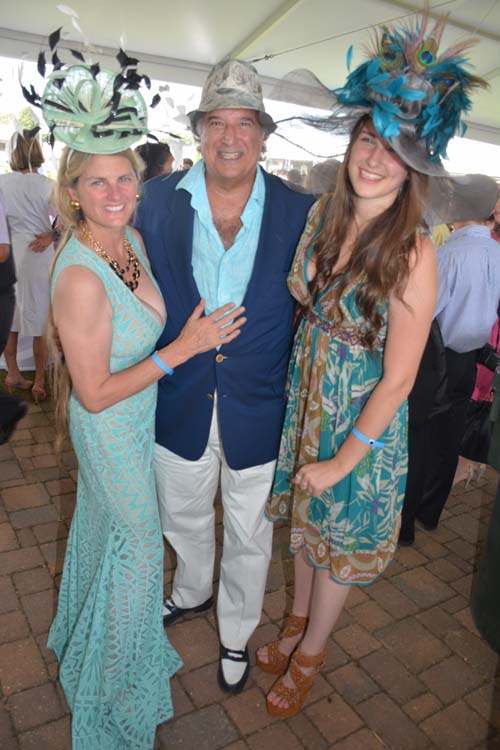 Bonnie Comely, Stewart Lane and Leah Lane. Photo by:  Rose Billings/Blacktiemagazine.com