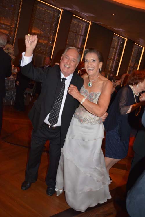 Neil Sedaka and Mireille. Photo by: Rose Billings/Blacktiemagazine.com