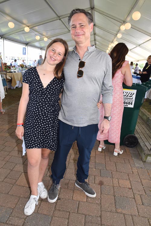 Jason Binn and his lovely daughter. Photo by: Rose Billings/Blacktiemagazine.com