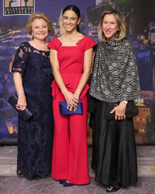 Mary Mochary, Violet Kasser and Jean Perin. Photo by: Salzburg Festival Society/Angela Pham
