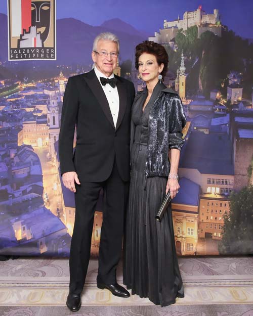 Willem Kooyker and Judith-Ann Corrente. Photo by: Salzburg Festival Society/Angela Pham