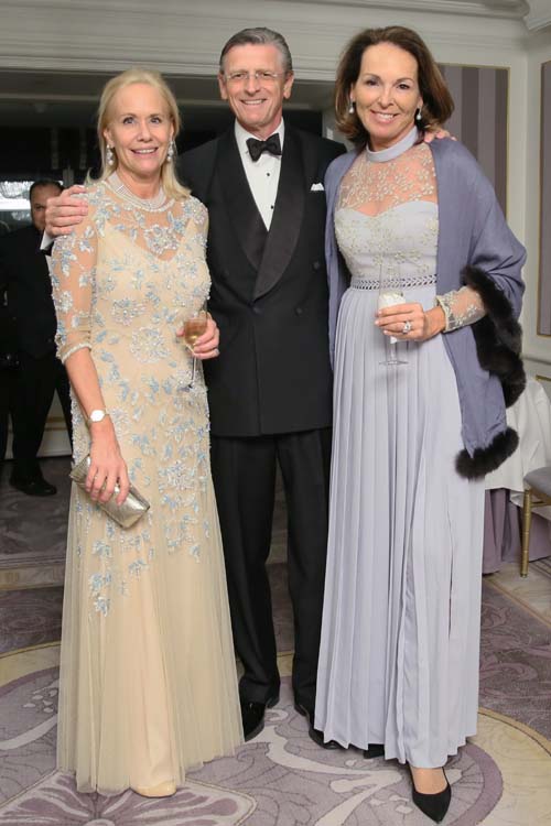Dorothée Volpini de Maestri, Karlheinz and Elisabeth Muhr. Photo by: Salzburg Festival Society/Angela Pham