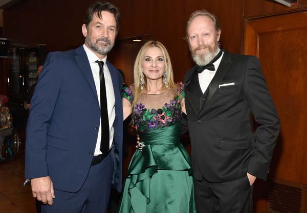 Billy Campbell, C - Michal Grayevsky, R - Lars Mikkelsen