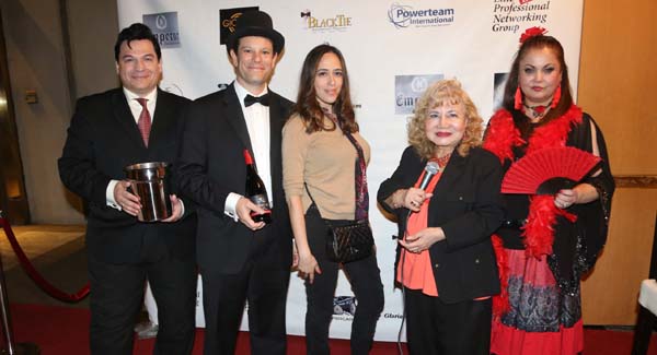 Bill Lanndis, Richard Squires giving the door price to Actress Aesha Waks