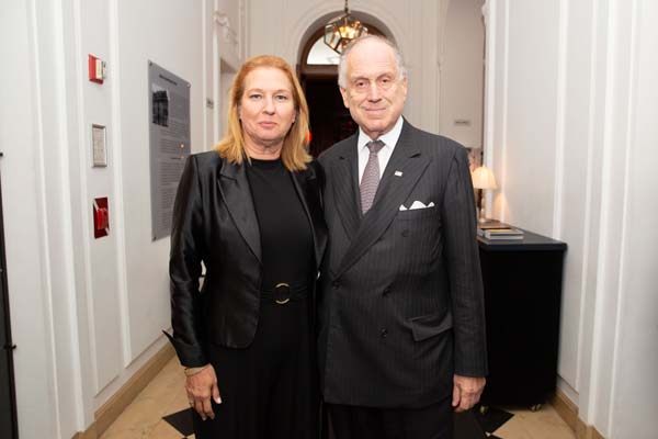  Head of Israeli Opposition, Parliament Member Tzipi Livni --- Ambassador Ronald S. Lauder. Noa Grayevsky/Getty Images