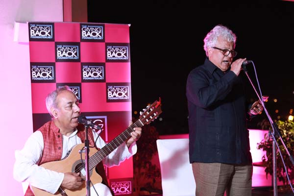Suhel Seth Singing. Photo Couresy of the Giving Back Foundation