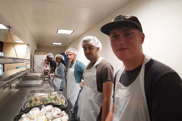 Design for Recovery Annual "Feed the Homeless" Midnight Mission