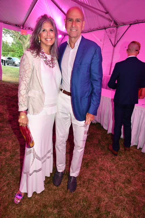 Joan Hornig & George Hornig Photo by: Rose Billings/Blacktiemagazine.com