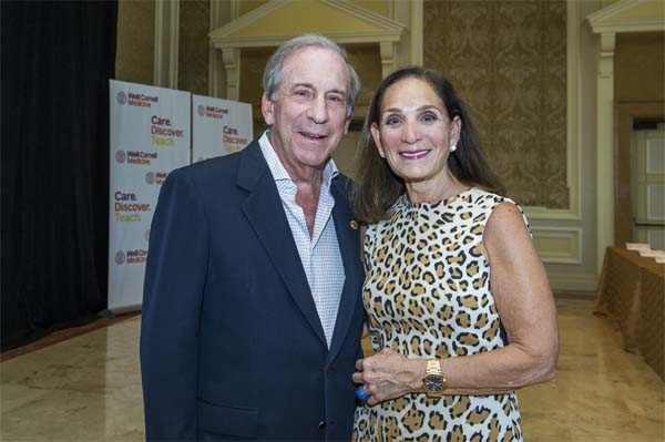 Robert Fagenson and Linda Berley. Photo by: Studio Brooke