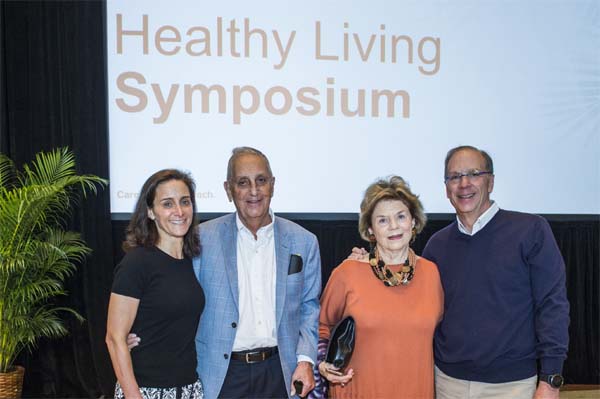Ellen Davis, Edward Davis, Janice Davis and Gary Davis . Photo by:  Studio Brooke