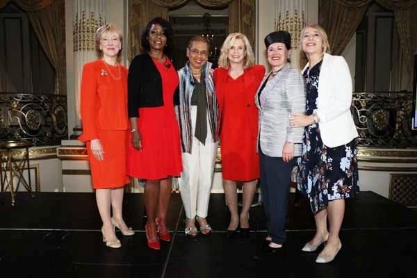 Linda A. Willett, Cheryl Wills, Congresswoman Eleanor Holmes Norton, Congresswoman Carolyn B. Maloney, Marcy Syms and Barbara Marcus