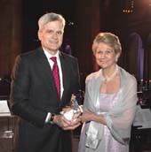 Senator Bill Cassidy and our Founder and CEO Carolyn Aldigéas he accepts his 2019 Cancer Champion award. Photo by: Jack Hartzman