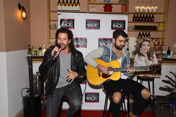 Home State Performs, Alex Friedlander and David. Photos By Snaps India, Jaffer