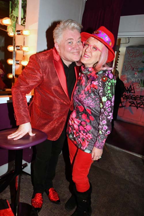 Richard Skipper giving a big hug to Mindy Fradkin. Photo by: Rose Billings/Blacktiemagazine.com
