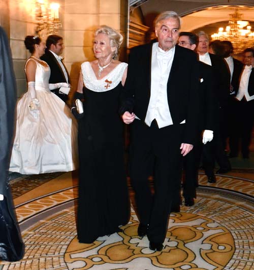 Dr. Karl Elling and Dr Barbara Elling. Photo by: Rose Billings/Blacktiemagazine.com