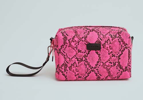NOIZE WILLA_PINK vegan wristlet