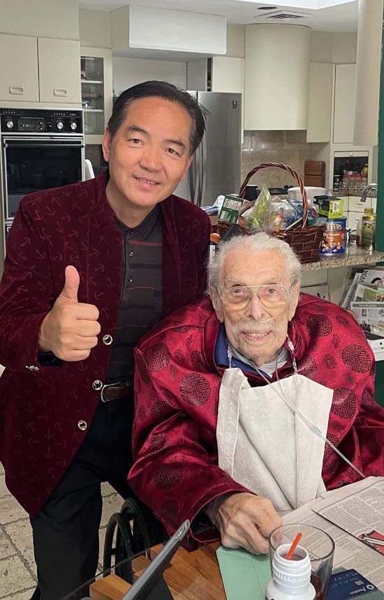 Frank Liu, Lester Wolff
