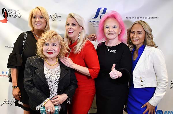 Gloria Cressler and friends