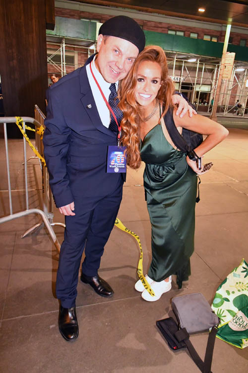 Stephen Wilde and Chloe Cahill. Photo by: Rose Billings/Blacktiemagazine.com