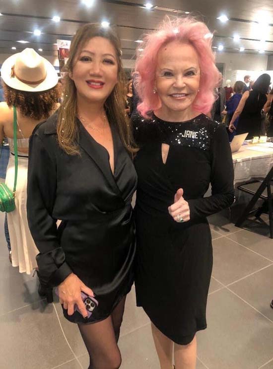 Caryn Chow, Jane Pontarelli